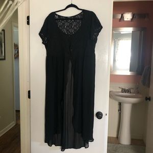 Torrid black short sleeve lace kimono